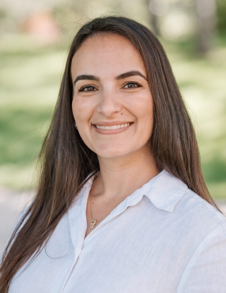 Dr. Flavia de Oliveira Scarpino van Cleef, Assistant Professor at the University of Saskatchewan